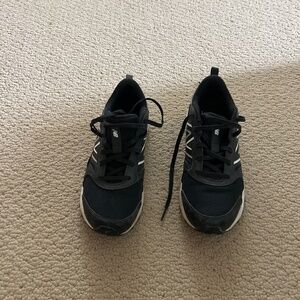 New balance youth sneakers size 4